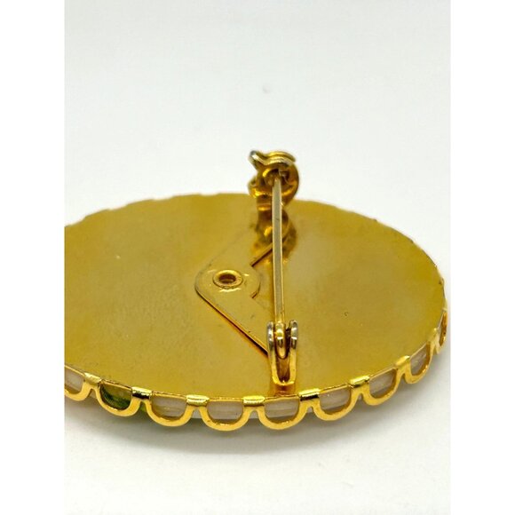 Vintage Peach & Blossom Brooch Porcelain Cameo Fruit Gold-tone Scalloped Edge - Picture 6 of 8